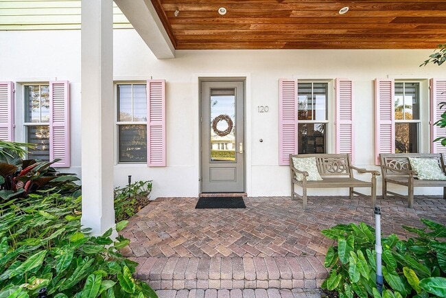 Photo - 120 Grove Way House