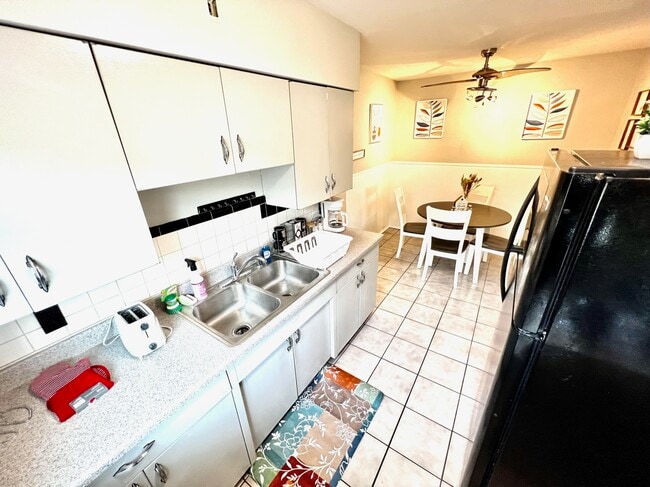 Foto del edificio - 3001 Boudinot Ave