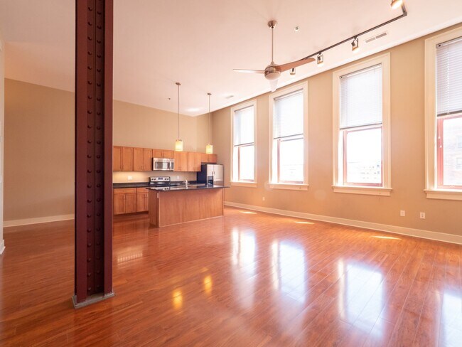Foto del edificio - Fifth Avenue School Lofts