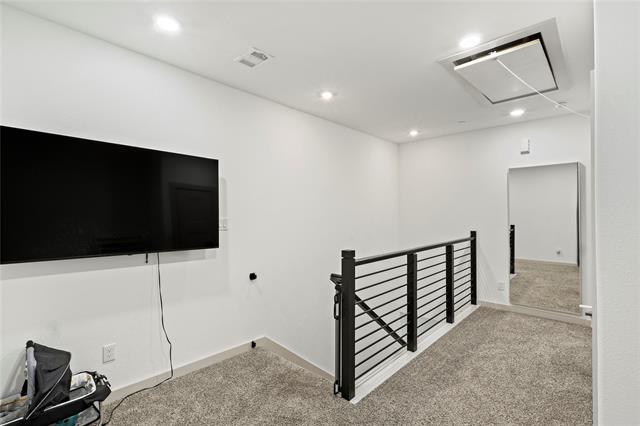 Building Photo - 545 Eiseley Dr