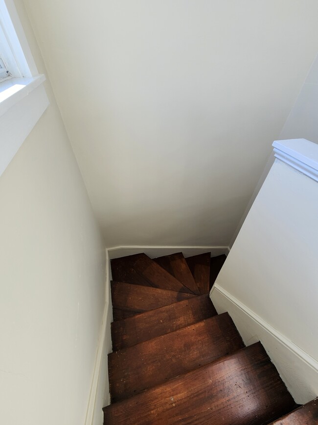 Front Stairs - 23 County Rd