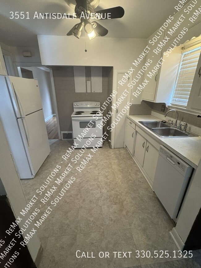 Building Photo - 3551 Antisdale Ave