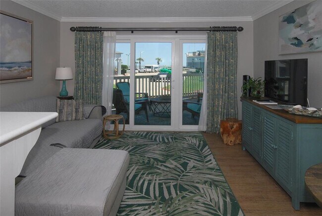 Foto del edificio - 6300 Seawall Blvd