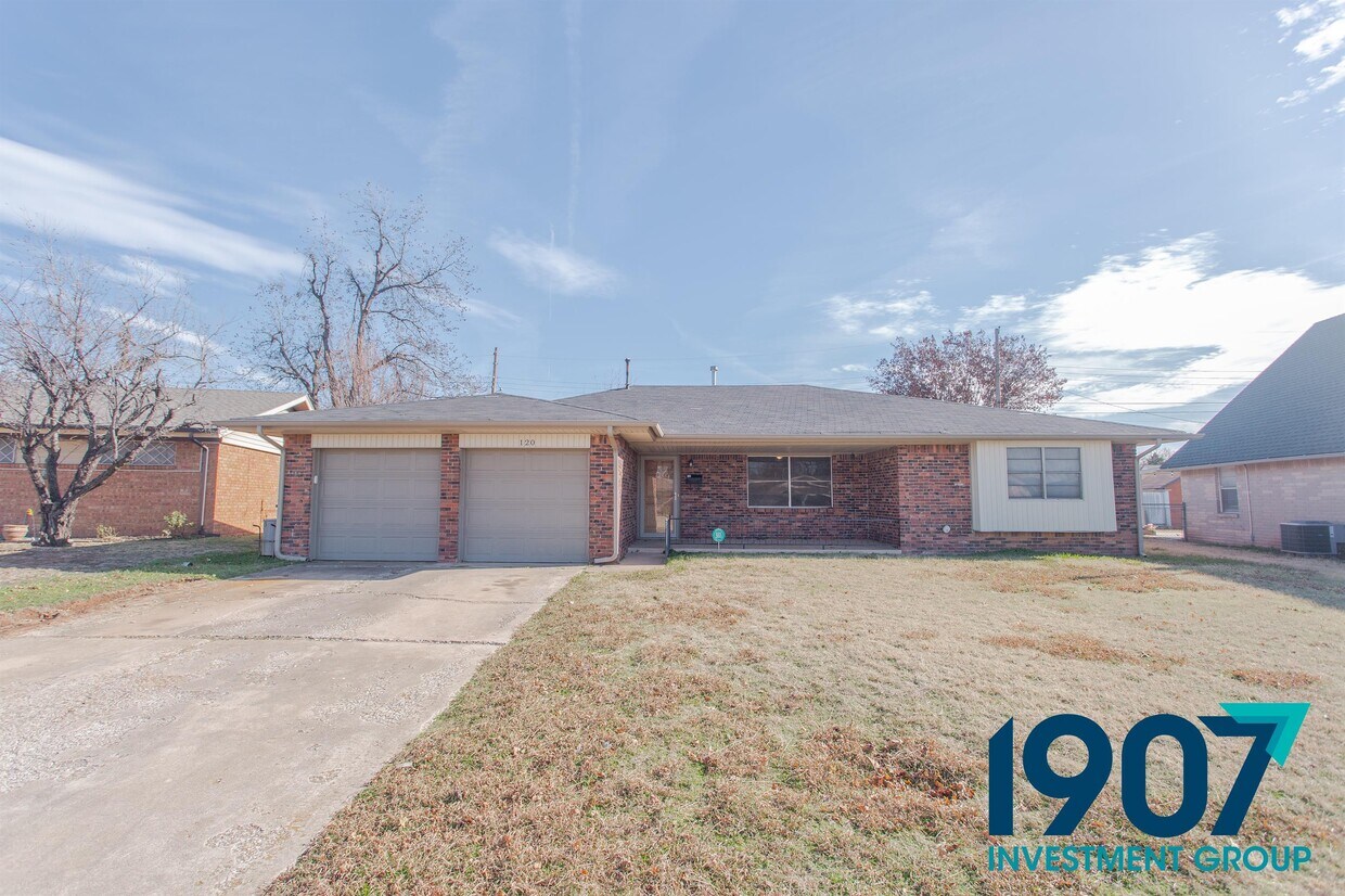 Primary Photo - 120 Platt Ln