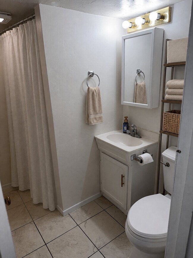 Foto del edificio - 253 N 800 W St