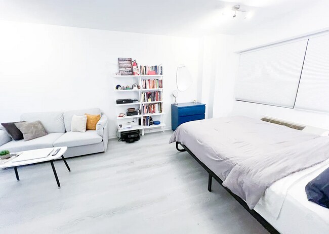 Foto del edificio - 2141 I St NW