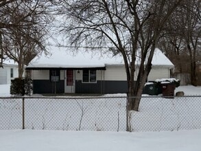 Building Photo - 321 Gilbert Ave