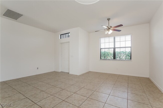 Foto del edificio - 945 SW 6th Pl