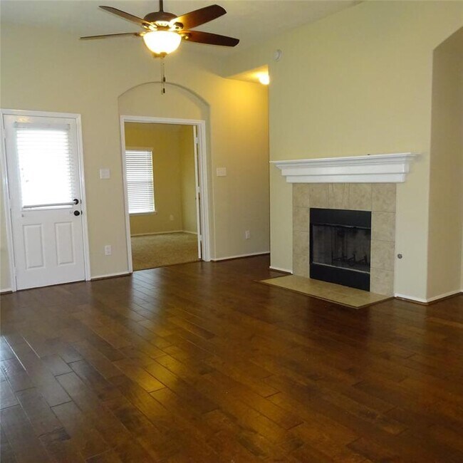 Foto del edificio - 14019 Pueblo Run Dr