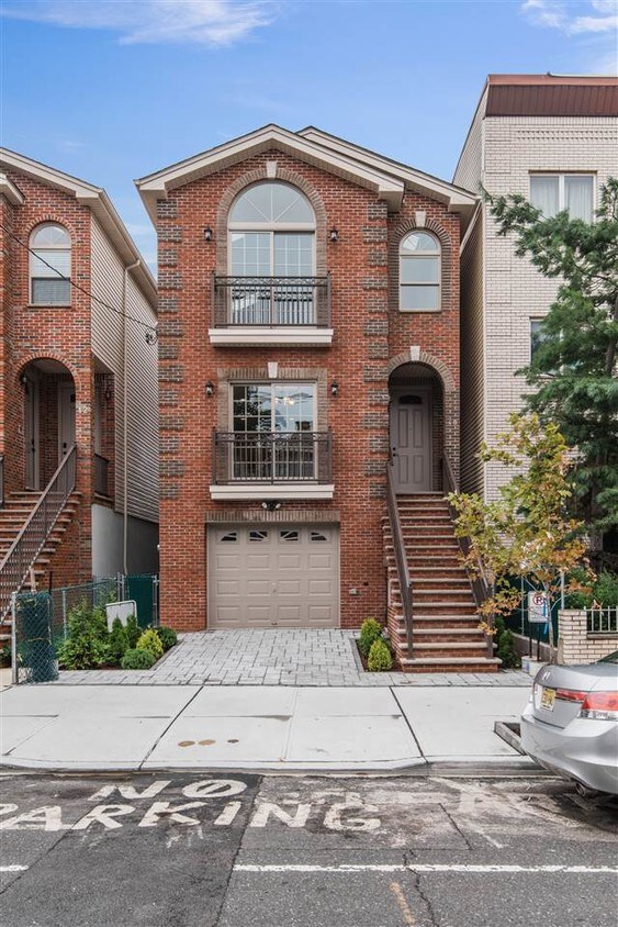 40 Zabriskie St, Jersey City, NJ 07307 House for Rent in Jersey City