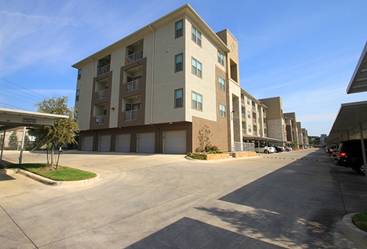 Apartments On Maple Ave Dallas