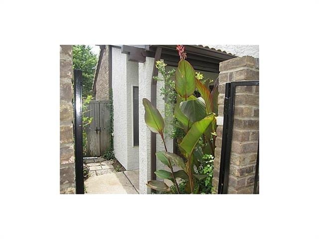 Building Photo - 18040 Midway Rd