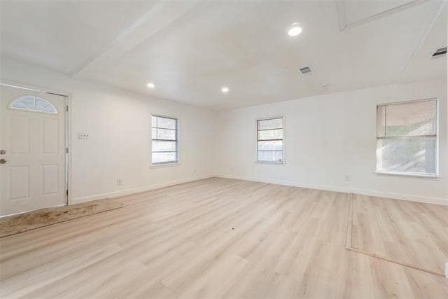 Building Photo - 203 East Pl