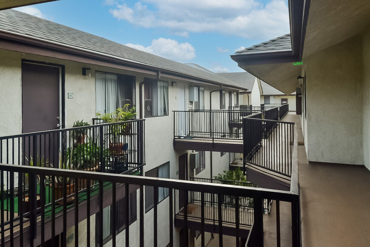 55 2 Bedroom Apartments for Rent in Downtown Long Beach, CA Westside