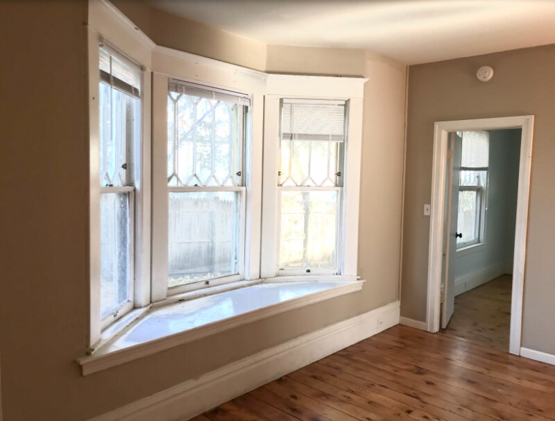 1247 Plainfield Ave NE, Grand Rapids, MI 49505 House Rental in Grand