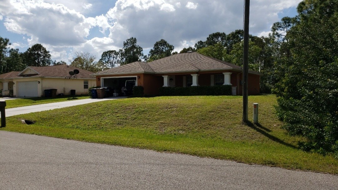 Primary Photo - 3701 Irma Ave N