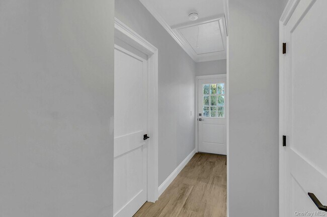 Foto del edificio - 156 W Broadway