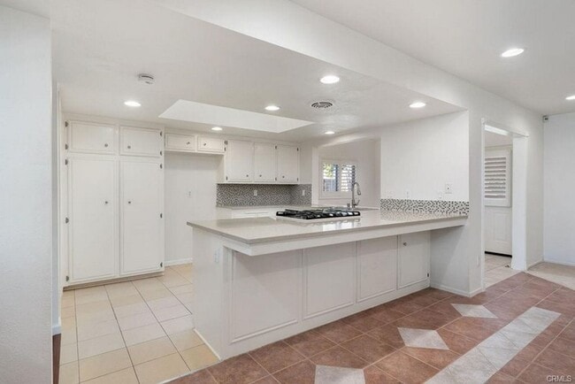 Building Photo - Gorgeous Home in Tiffany Park