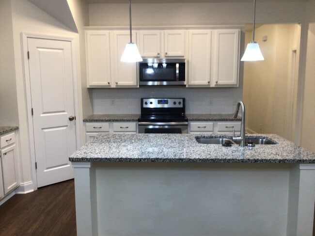 Foto del edificio - 16 Cherry St