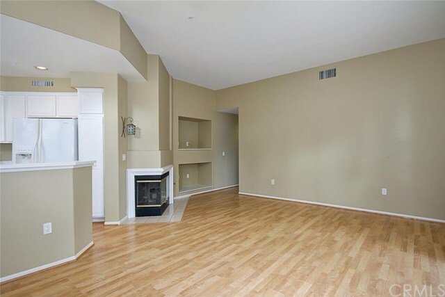 Building Photo - 2759 Dietrich Dr