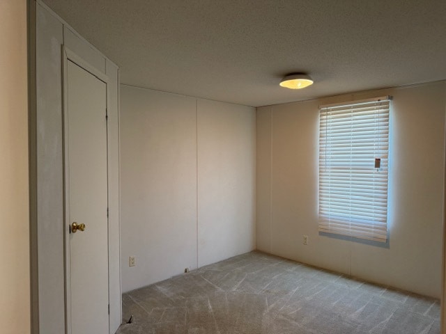Building Photo - 21 Glenmont Ln