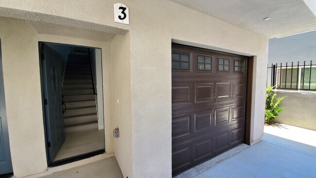 Front Door - 1216 W 39th St