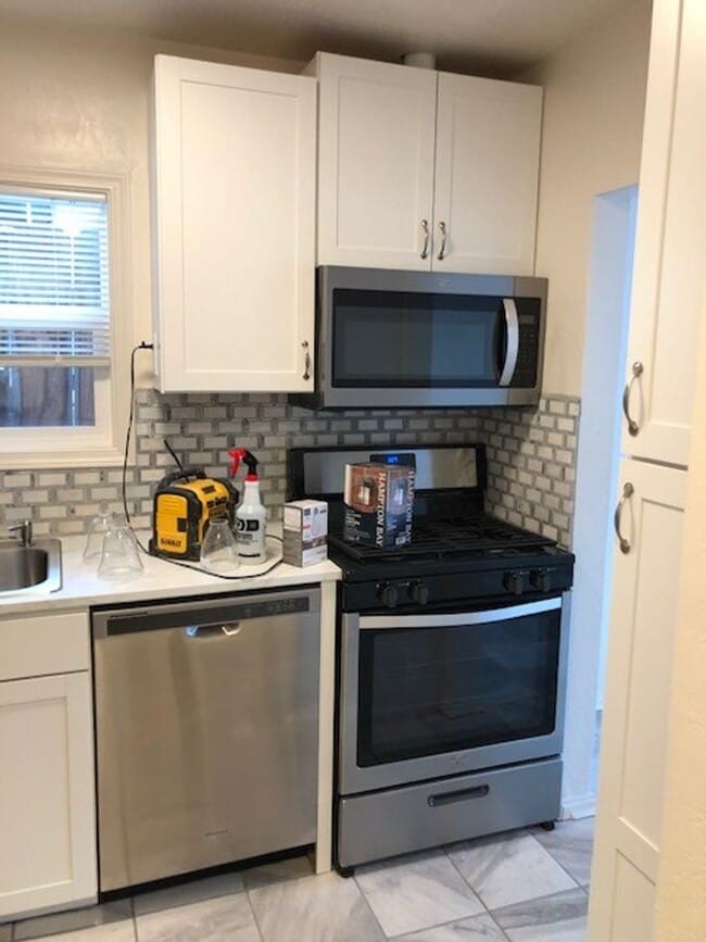 Foto del edificio - 1421 Florence Ln