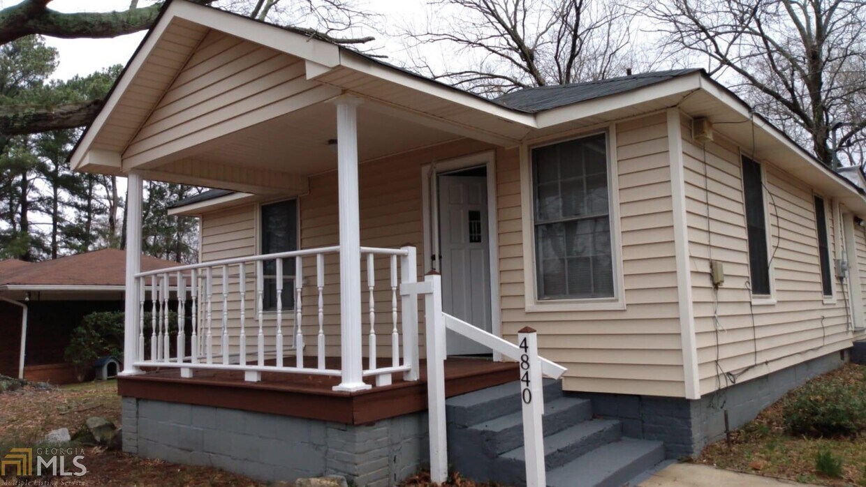 Primary Photo - 4840 Miller Rd