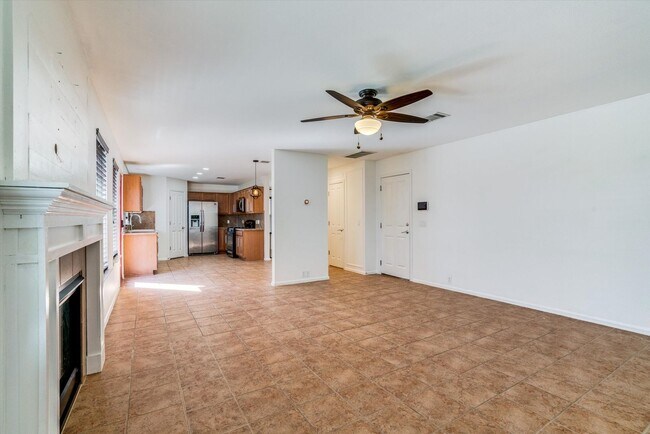 Building Photo - 1205 Sweet Gum Drive,  Kyle, TX 78640