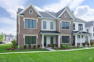 Building Photo - 2 Dewitt Dr