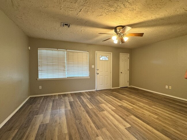 Building Photo - 1410 NW 50th St