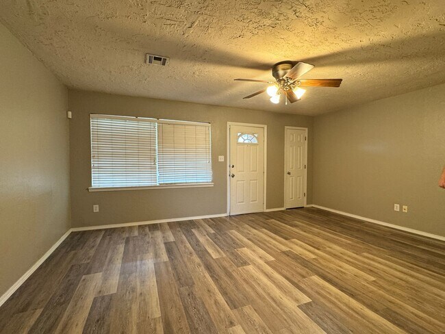 Foto del edificio - 1410 NW 50th St