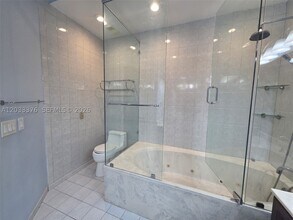 Building Photo - 15505 N Miami Lakeway
