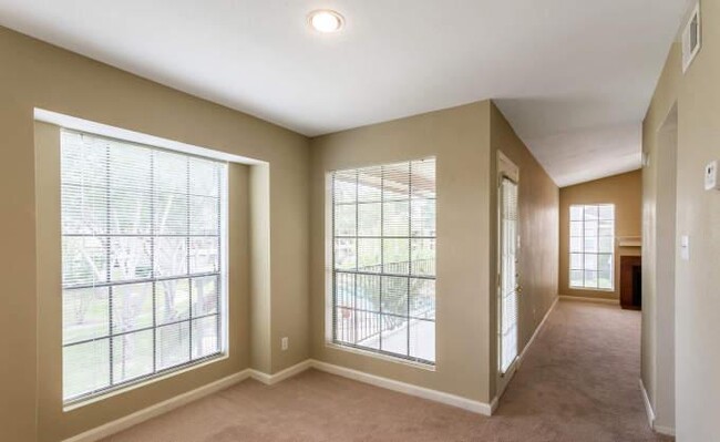 Building Photo - 1 bedroom in Houston TX 77064