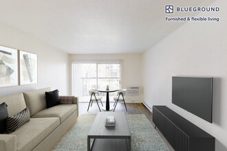 Building Photo - 333 1st St Building Photo - 333 1st St