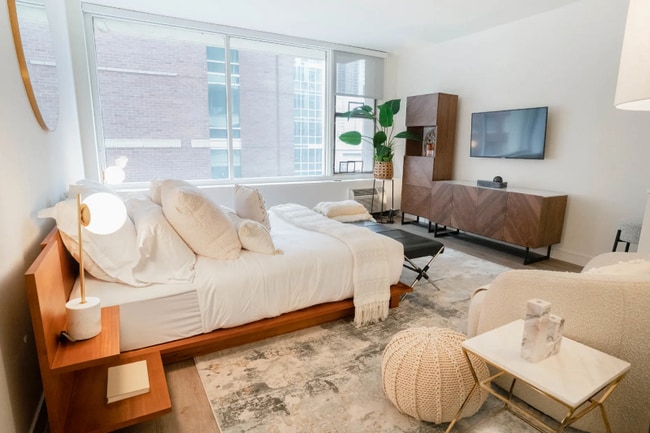 Photo - 29 E Chestnut St Apartment