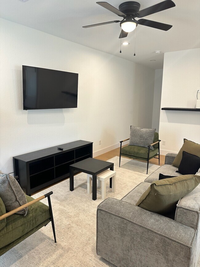 Foto del edificio - 5774 Heron Dr