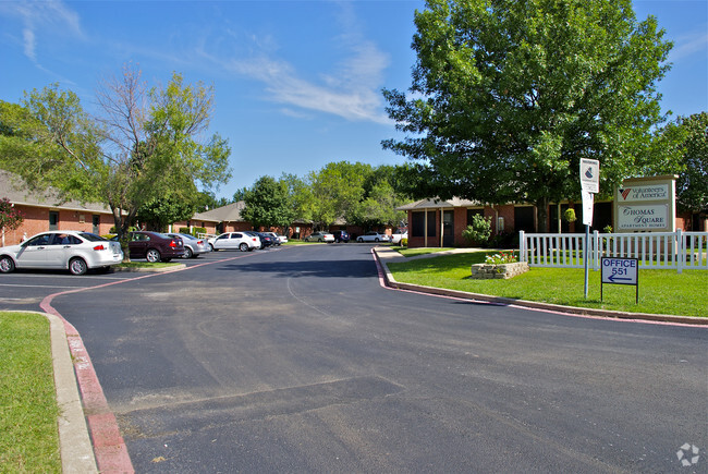 Building Photo - Thomas Square Apartments