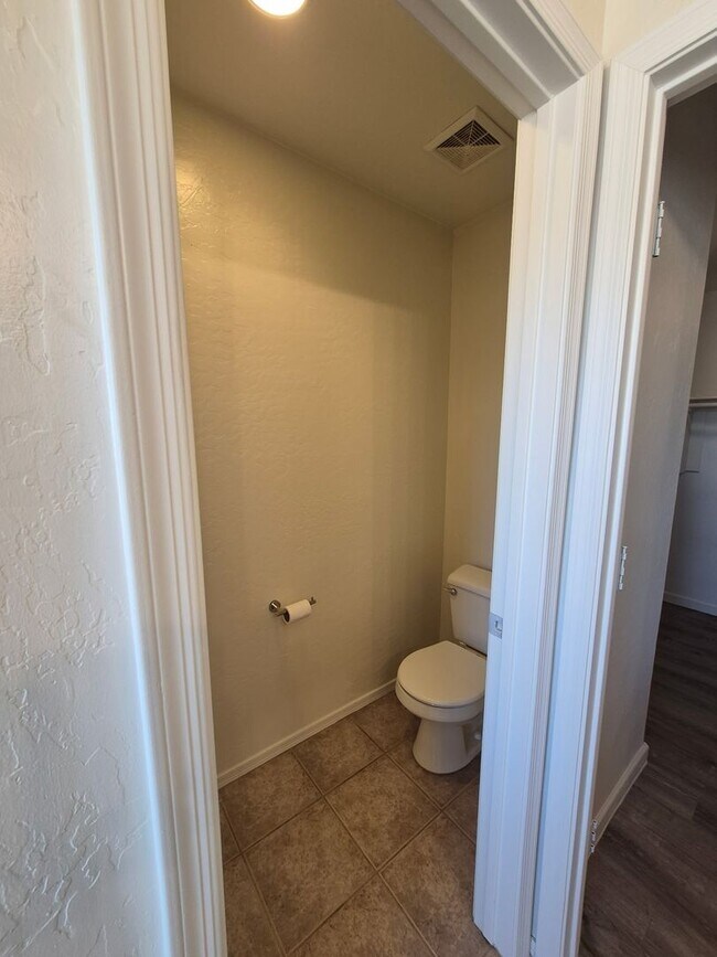 Foto del edificio - 32830 N Cat Hills Ave