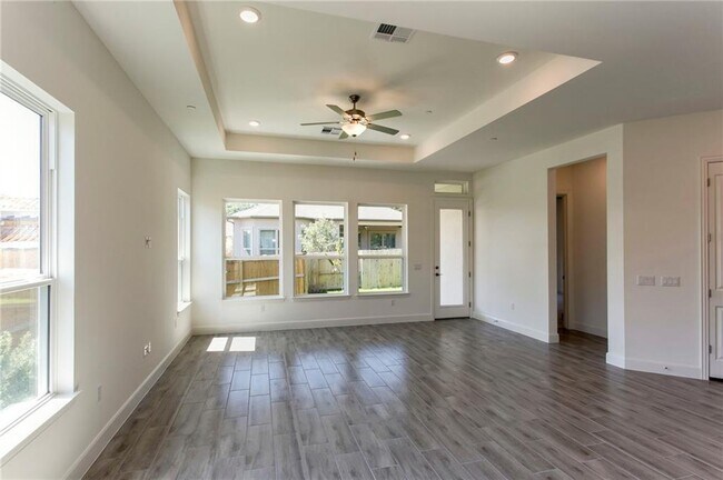 Building Photo - 12504 Simmental Dr