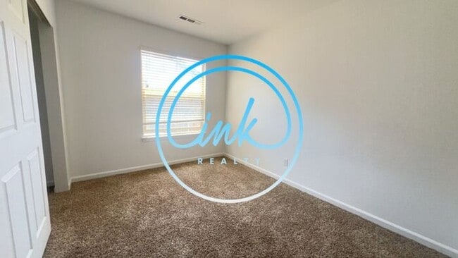 Building Photo - Single Family Home for Rent in Carson City...