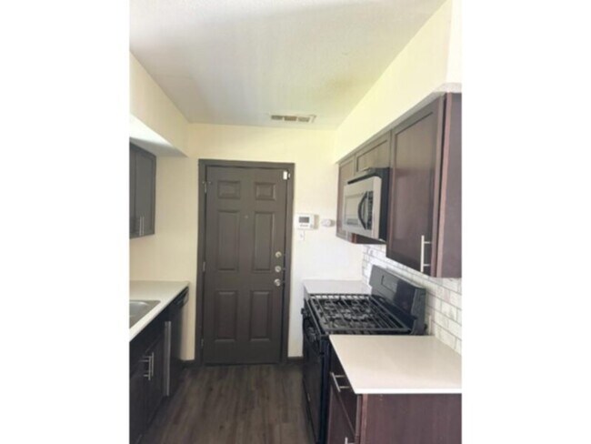 Photo - *****3 BEDROOM IN CASA RIDGE HEIGHTS-MESQU... House