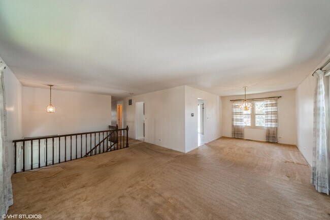 Foto del edificio - 361 Redbud Pl