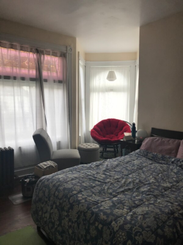 Foto del edificio - 304 S Pacific Ave