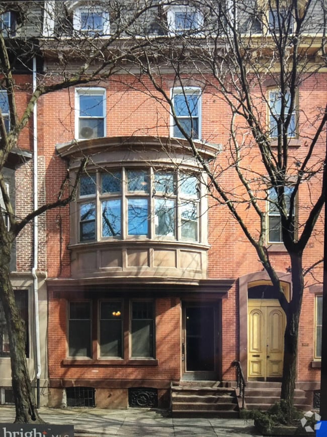 Building Photo - 405 S 22nd St