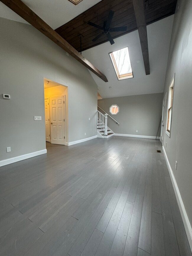 Building Photo - 16 Winslow Ave