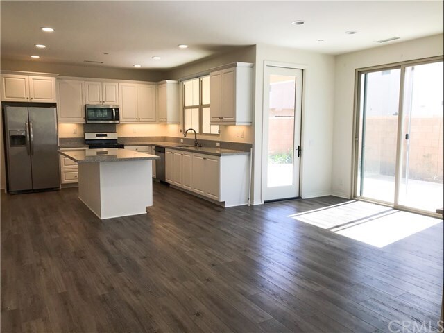 Building Photo - 62 Parkwood