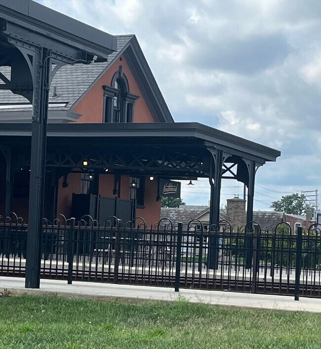 Foto del edificio - 15 S Front St