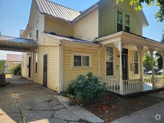 Building Photo - 519 4th St
