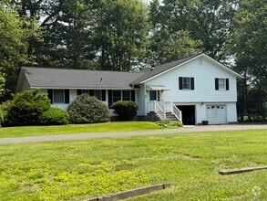 Building Photo - 56 Wedgewood Dr